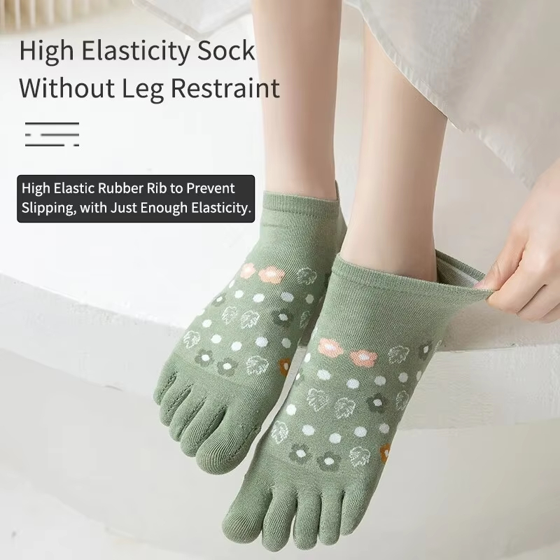3 Pairs of Women's Spring and  - Toe Sock Split recensione e prezzo